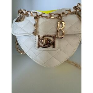 bebe Solana Quilted Heart Crossbody - White E02-5091 Retail $89
